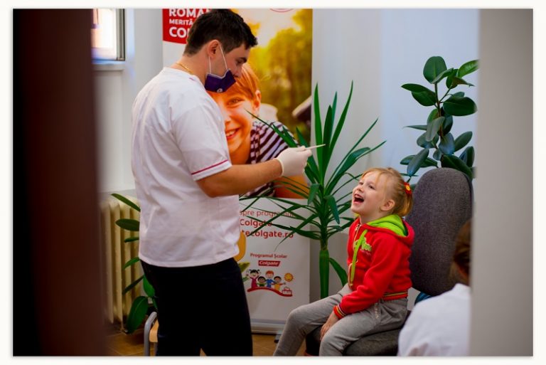 Consultații stomatologice gratuite pentru elevi în Craiova!