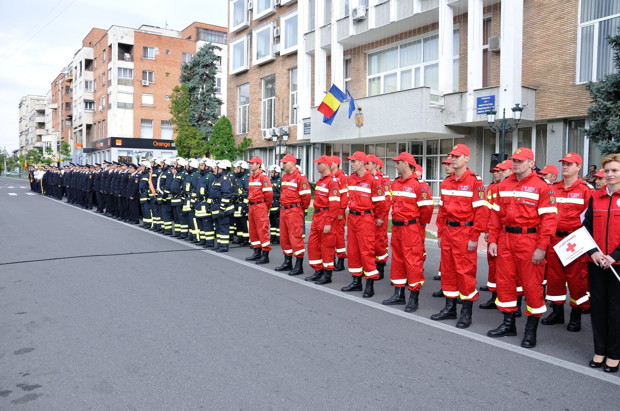 Inspectoratul pentru Situaţii de Urgenţă ‘Drobeta’ al judeţului Mehedinţi va organiza, astăzi, de la ora 12.00, un seminar în ceea ce priveşte intervenţia în cazul producerii de inundaţii şi cutremure.