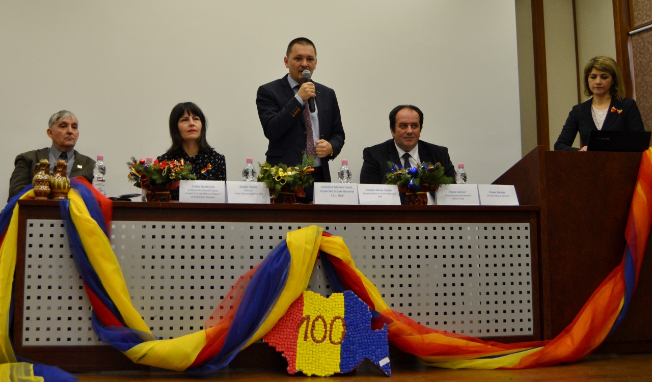 Vicepreședintele Consiliului Județean Cosmin Vasile a participat la sediul Muzeului Olteniei Craiova , la deschiderea oficială a Conferinței naționale „Dezvoltarea educației și culturii. Din Oltenia în România“