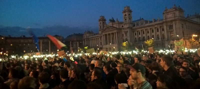 ”Craciun fericit, domnule premier!” (audio)