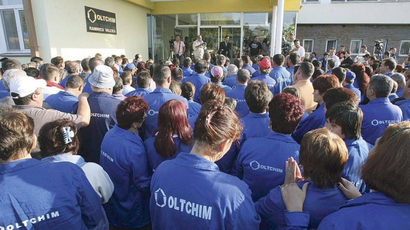 35 de angajaţi ai companiei Oltchim au intrat în greva foamei