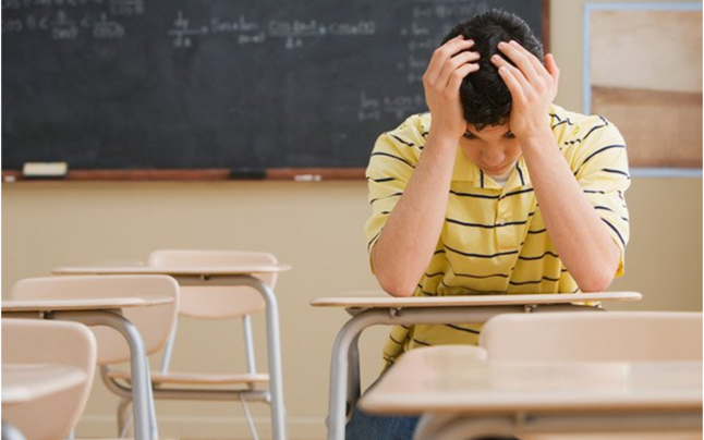 Aproape un sfert dintre copii renunţă la şcoală. “Am 6, niciunul nu ştie să scrie”