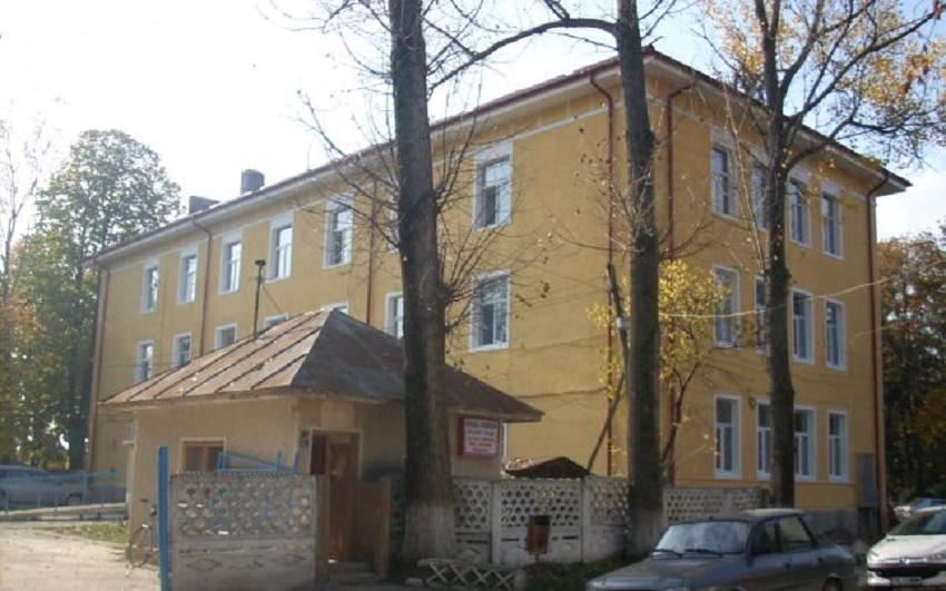Centru de fizioterapie în fostul spital din Bălceşti