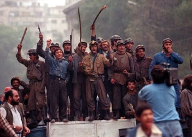15 iunie – Ziua națională a memoriei victimelor Mineriadei și a represiunii antidemocratice din 13-15 iunie 1990