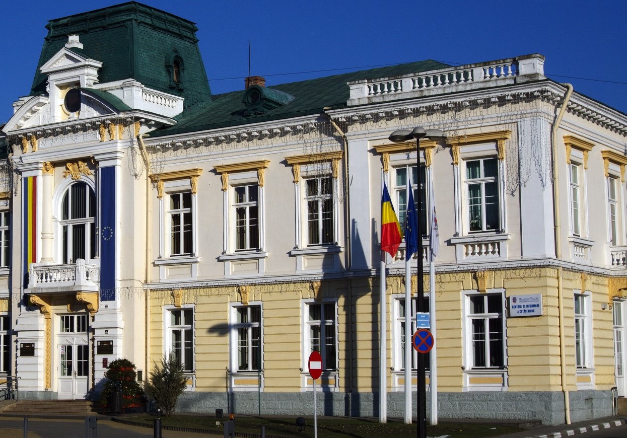 Municipalitatea Râmnicului suprataxează clădirile neîngrijite cu 250%