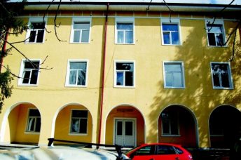 Centru de fizioterapie la Bălceşti