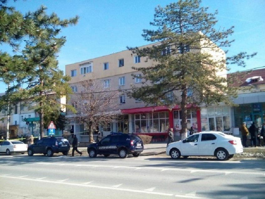 Casa de schimb valutar din Bumbești-Jiu, spartă de hoți