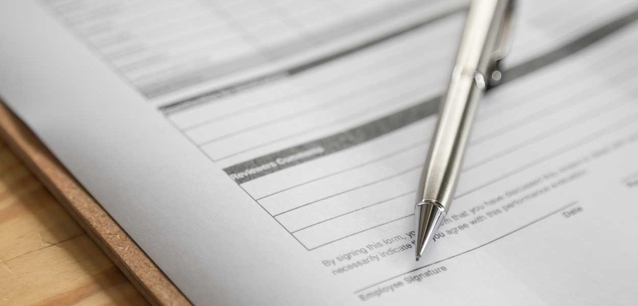 Liberalii cer Comisiei de buget-finanţe din Senat să dea raport negativ în cazul legii de adoptare a Ordonanţei de urgenţă 114