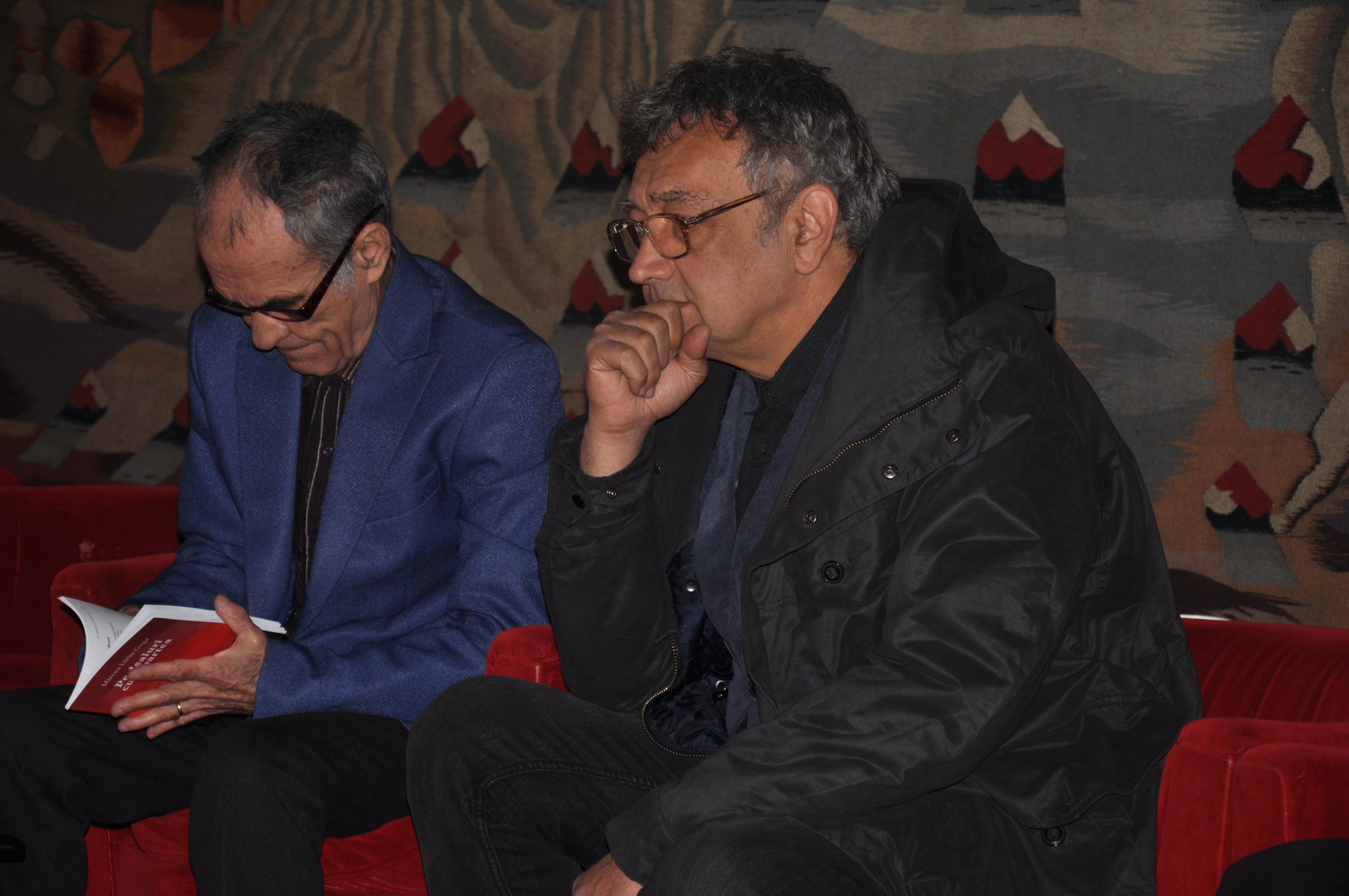 Gaudeamus 2019 – Lansare de carte: volum de poezii intitulat „Cu moartea pe dealuri”, autor Mircea Liviu Goga