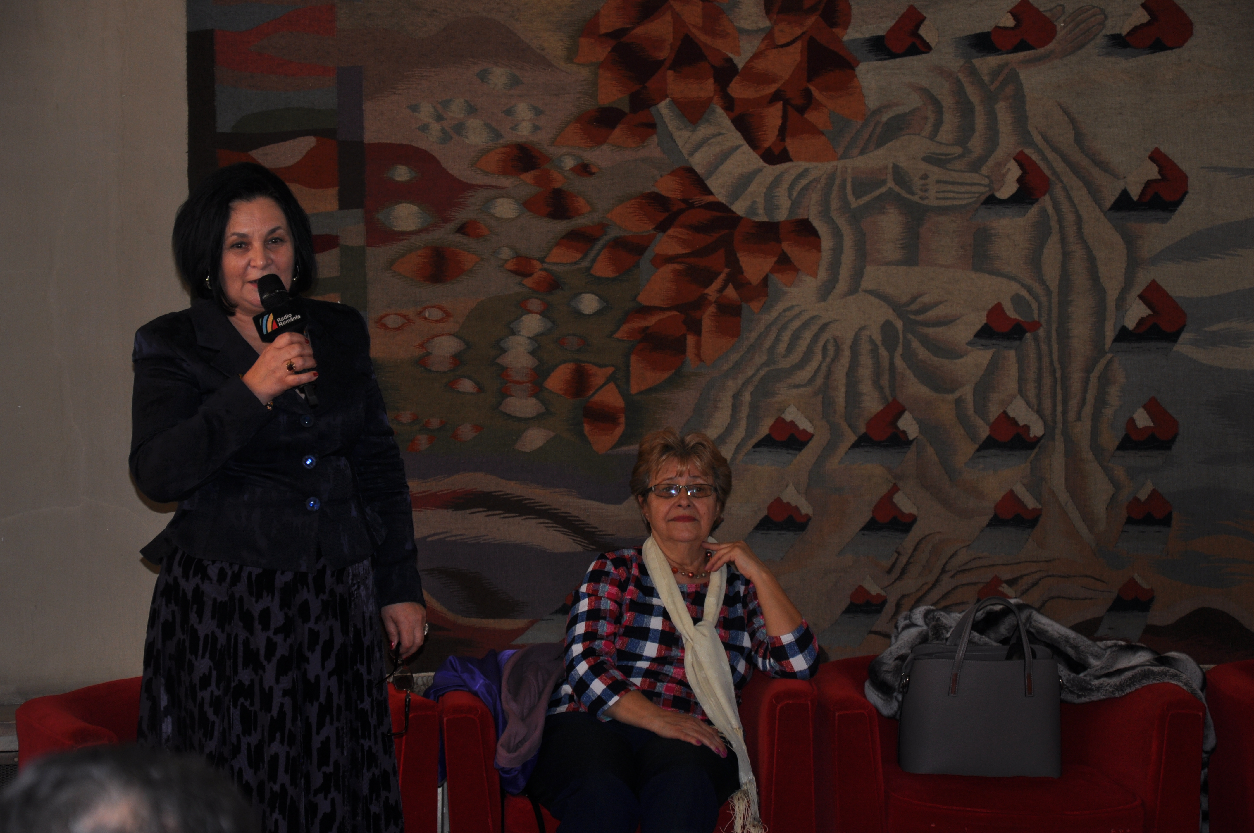 Gaudeamus 2019 – Dezbatere cu tema: „Condiția scriitoarei în literatura română”