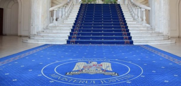 USR susține că ordonanțele pregătite de Ministerul Justiției nu țin cont de recomandările Comisiei de la Veneția