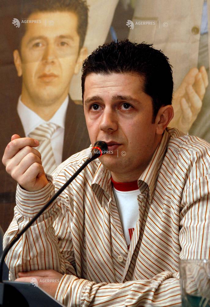 Leonard Muha de la Ca$$a Loco te ajută să-ți faci o vacanță beton în Andaluzia