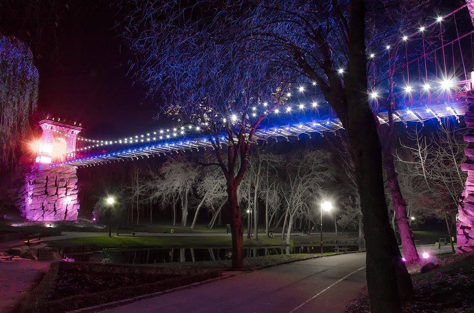 Reabilitarea podului suspendat din Parcul Romanescu, în linie dreaptă