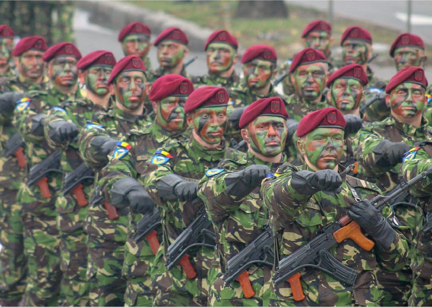 Armata, din nou obligatorie!