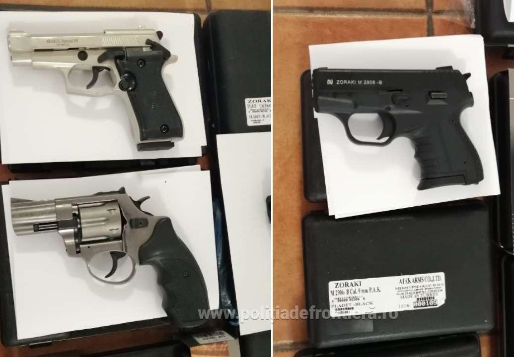 Pistoale cu gaze şi arme cu aer comprimat, confiscate în P.T.F. Calafat