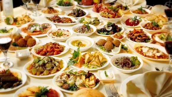 Atenție la masa de Paște