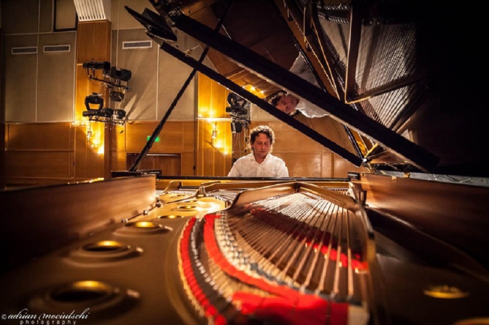 „Pianul călător” la Slatina și Caracal