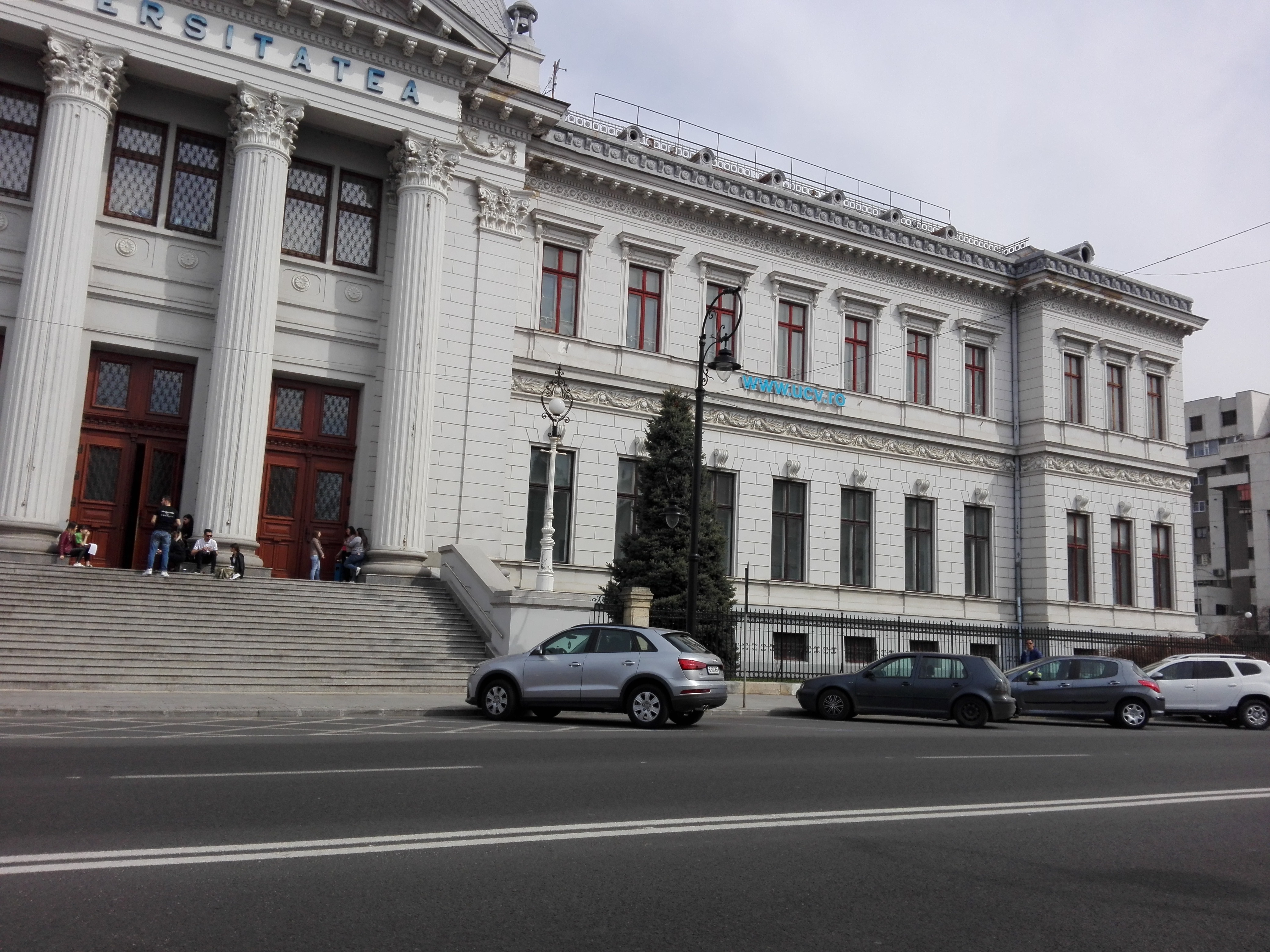 Flashmob ROSE UCV în centrul Craiovei