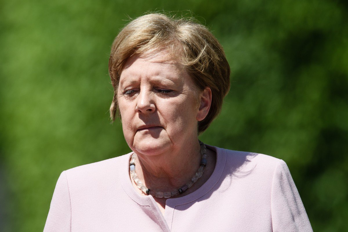Cancelarul german Angela Merkel se aşteaptă la negocieri complicate pentru desemnarea viitorilor şefi de instituţii europene
