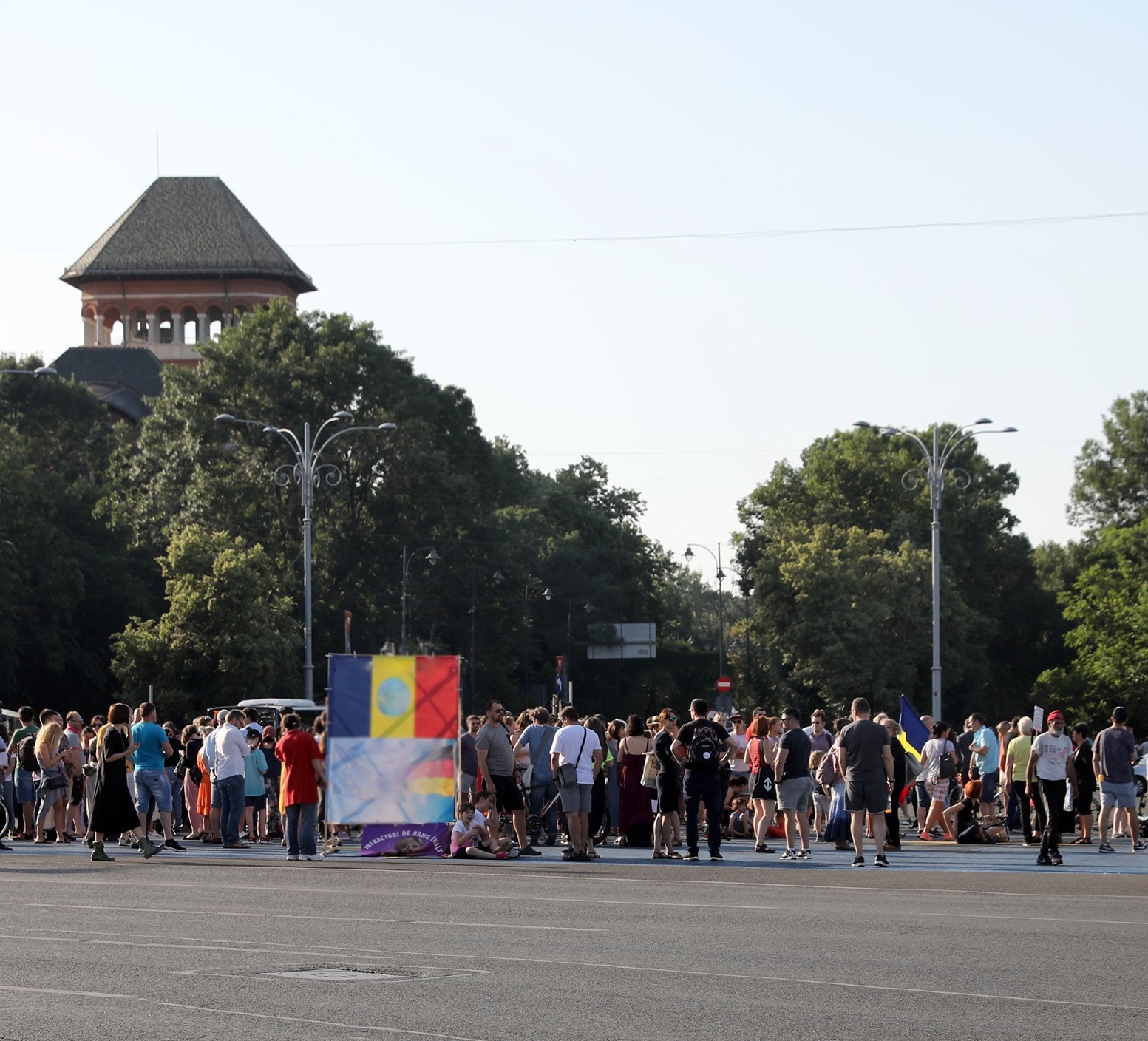 Negocieri la Guvern (audio)