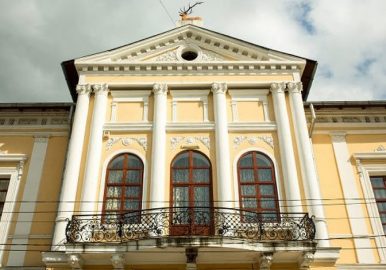 Tabără de pictură la Târgu Jiu