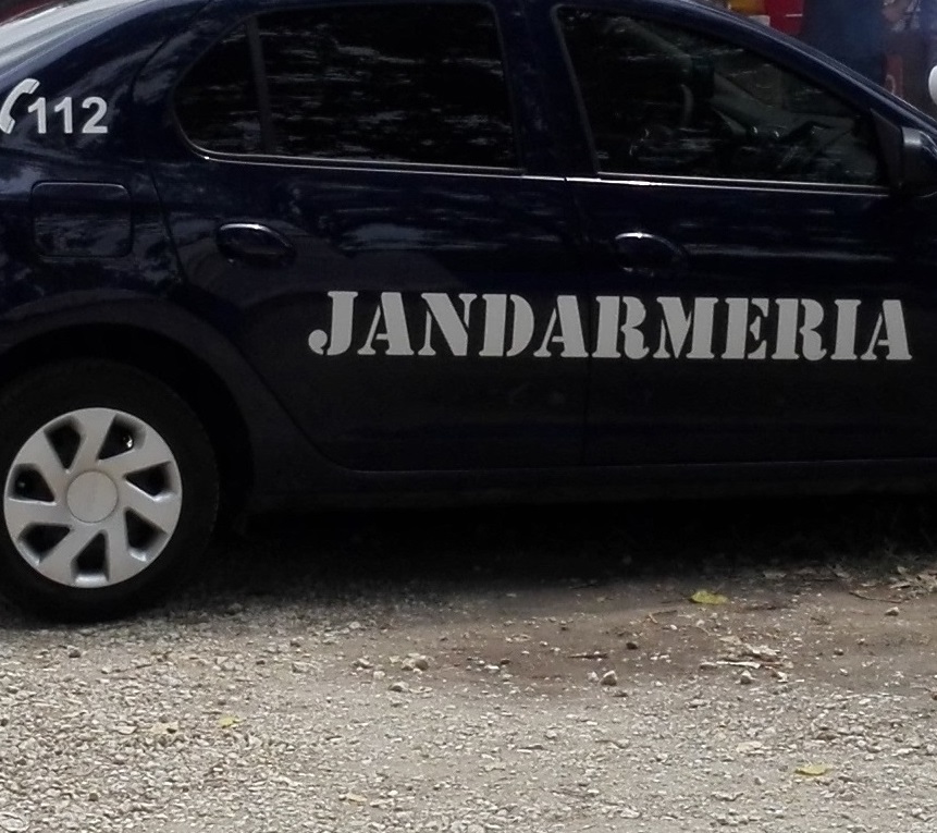 Peste 1.500 de jandarmi asigură ordinea şi siguranţa publică în ţară