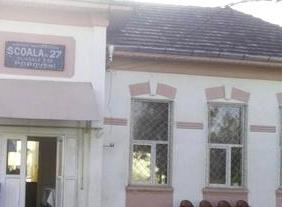 O școală și o grădiniță din Craiova nu se vor deschide mâine