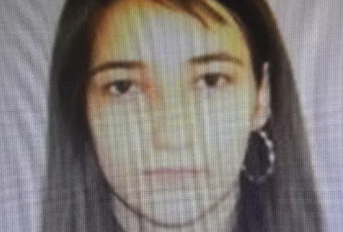 O fată de 15 ani din Craiova a fost dată dispărută. A plecat spre şcoală şi nu a mai revenit