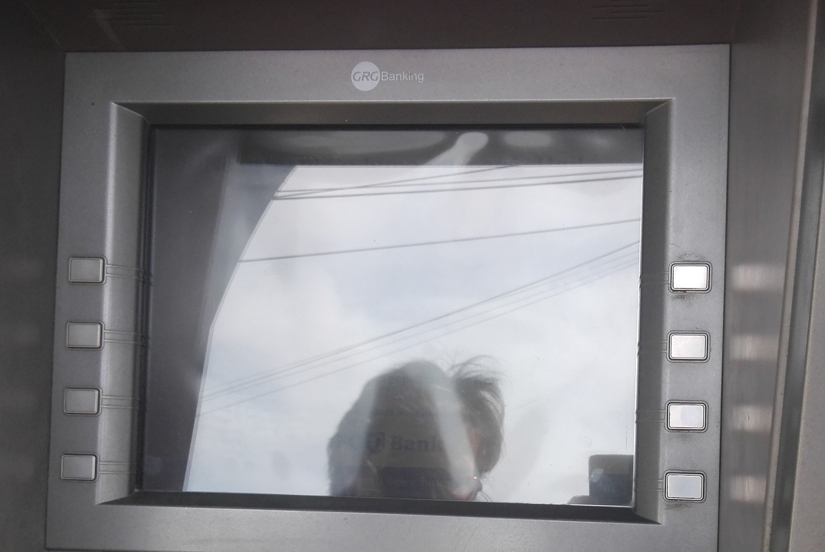 Explozie urmată de jaf la un bancomat din Polovragi