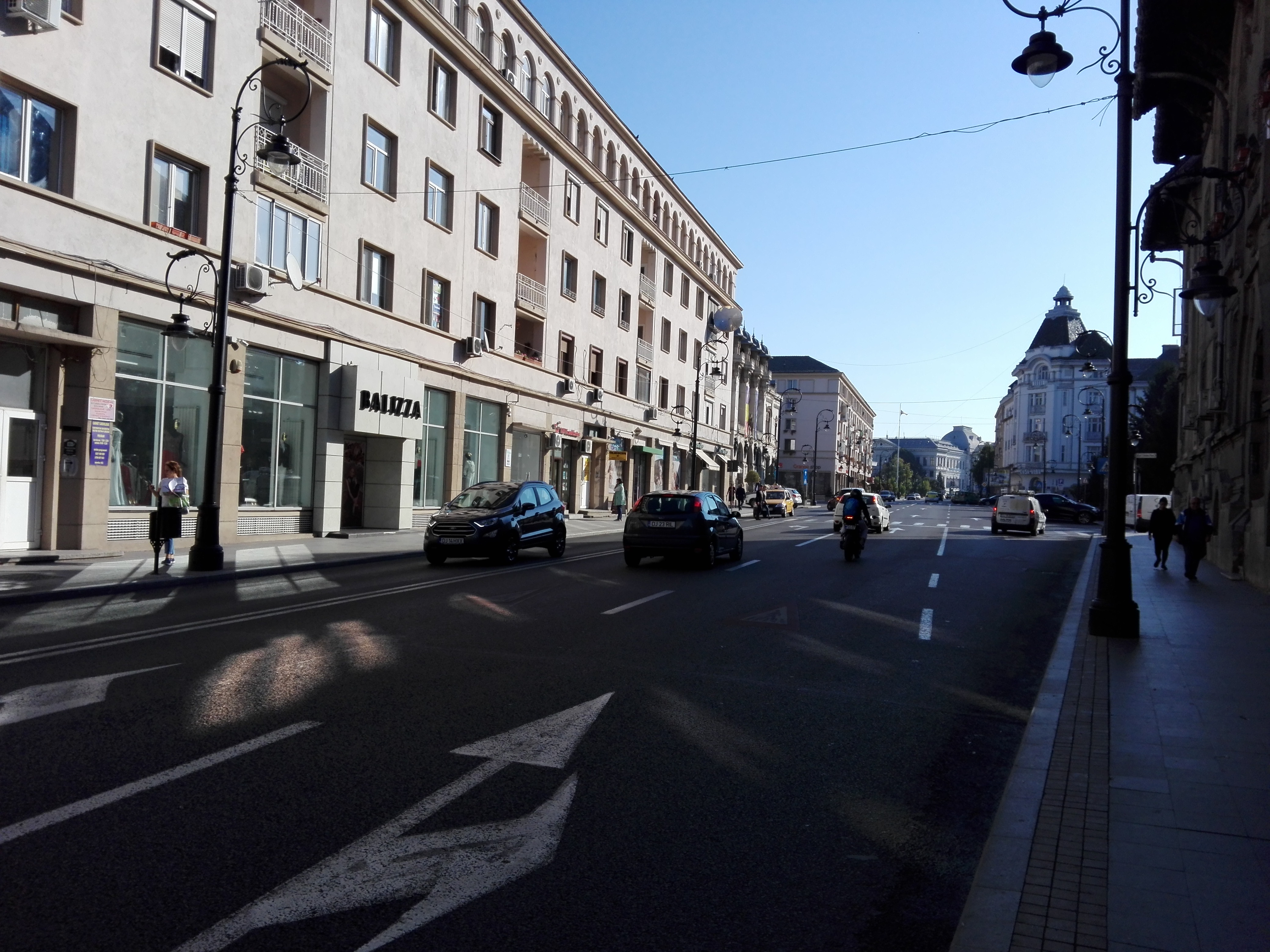 Se modifică normele de igienă pentru cabinetele de înfrumuseţare