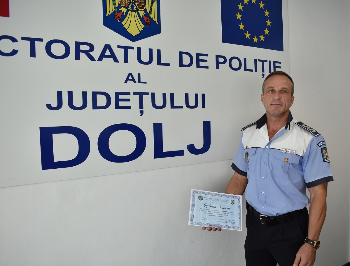 Craiova. Polițist rutier, campion național la culturism şi fitness