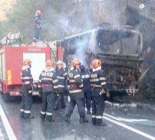 Circulație întreruptă pe Defileul Jiului