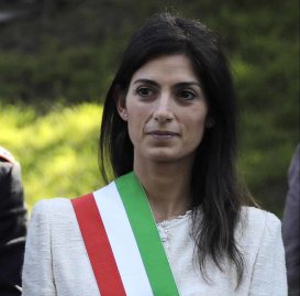 Manifestație la Roma împotriva primarului Virginia Raggi