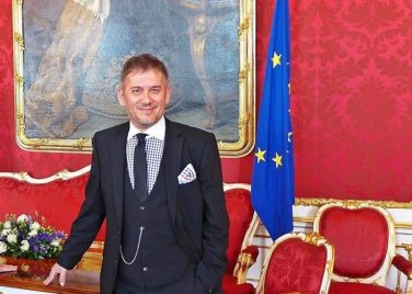 Face beyond the identity – expoziție semnată Fate Velaj