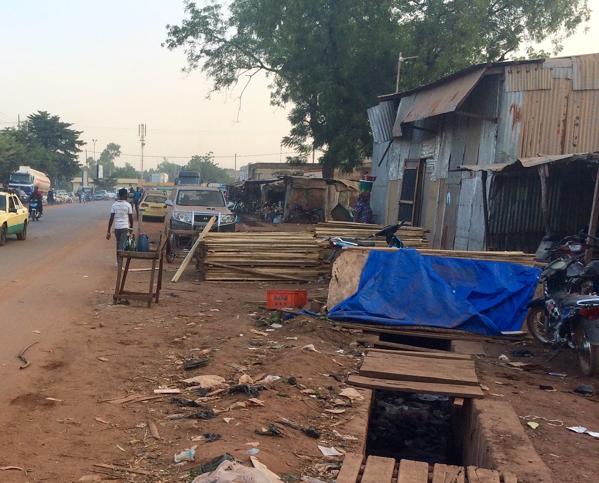 53 de militari şi 1 civil, ucişi în Mali