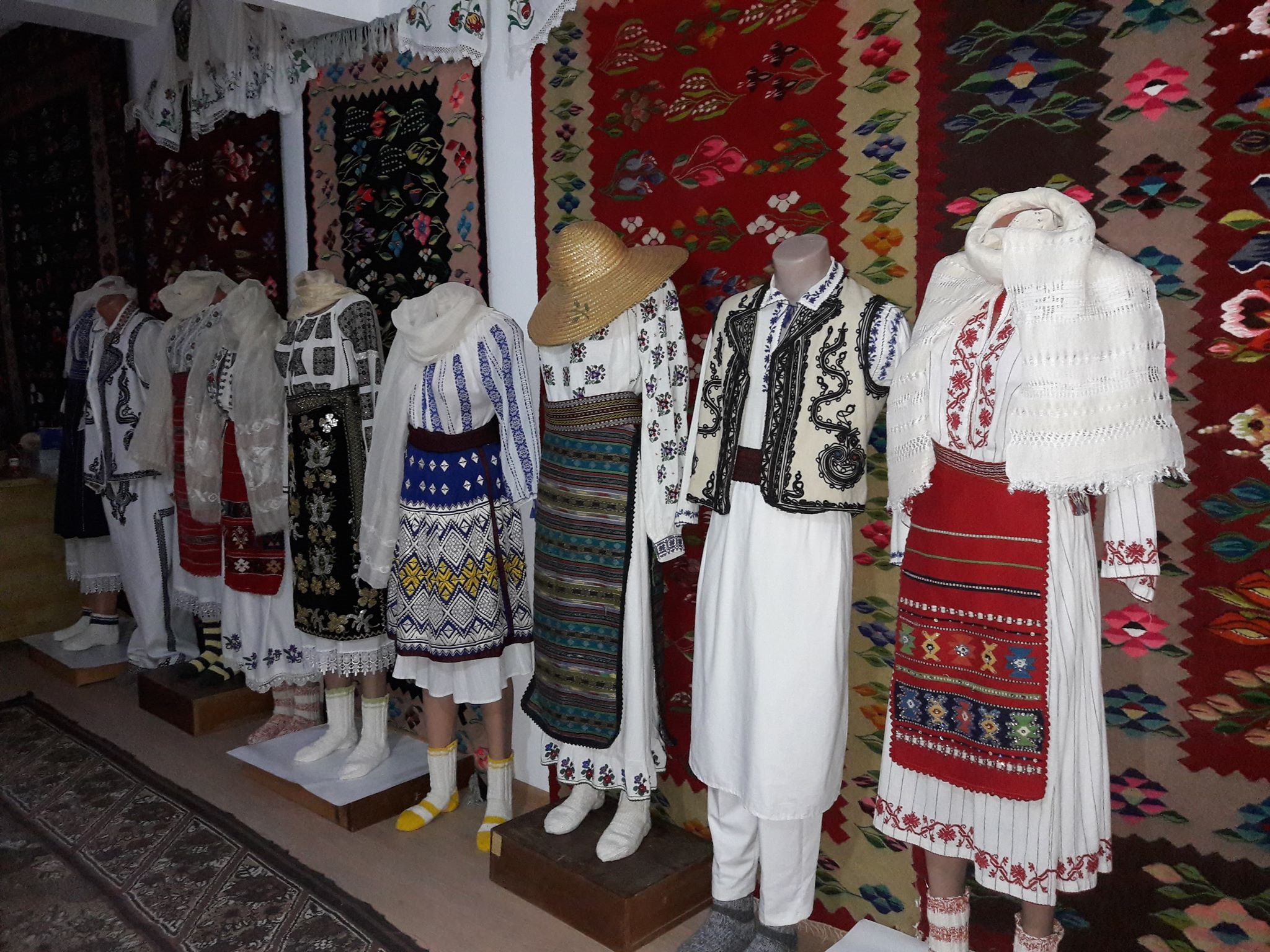 Azi despre ieri – 8 noiembrie 2019