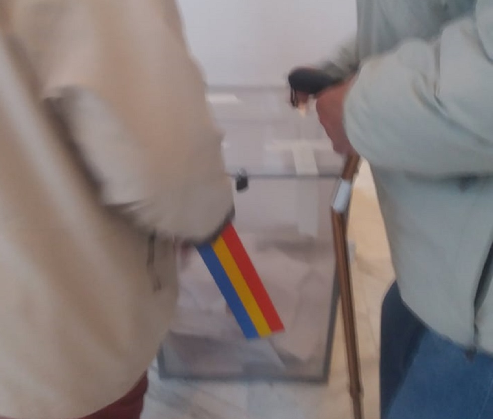 Olt. Prezență de 100 % în două secții