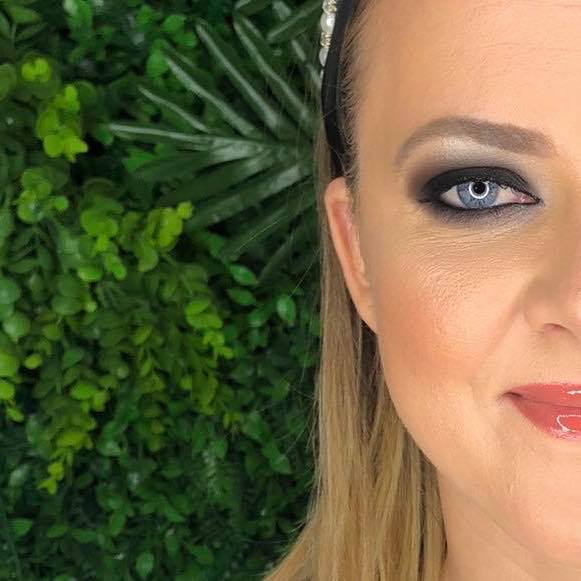 Cum sa realizezi singura un machiaj profesional de Revelion