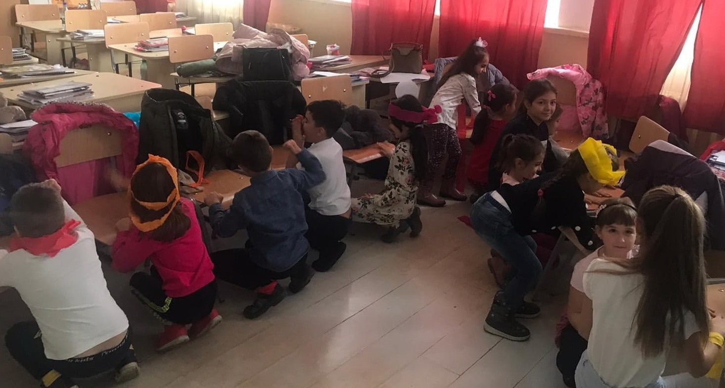 Craiova. Școala „Mihai Viteazul”: Clubul Anti-Bullying (audio-foto)