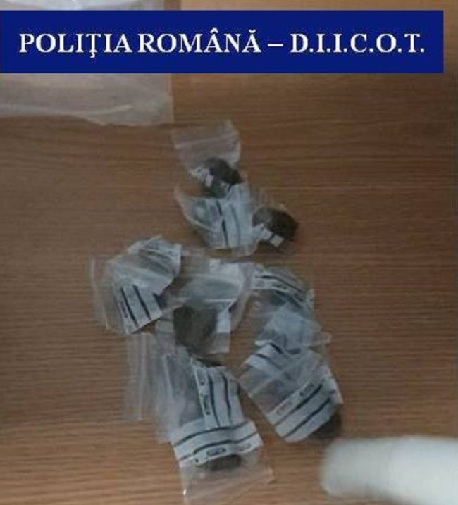 Droguri ridicate de DIICOT Craiova
