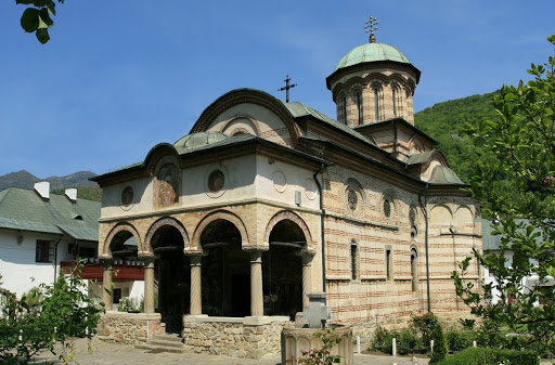 Mănăstirea Cozia a fost închisă din cauza unui călugăr infectat cu noul coronavirus