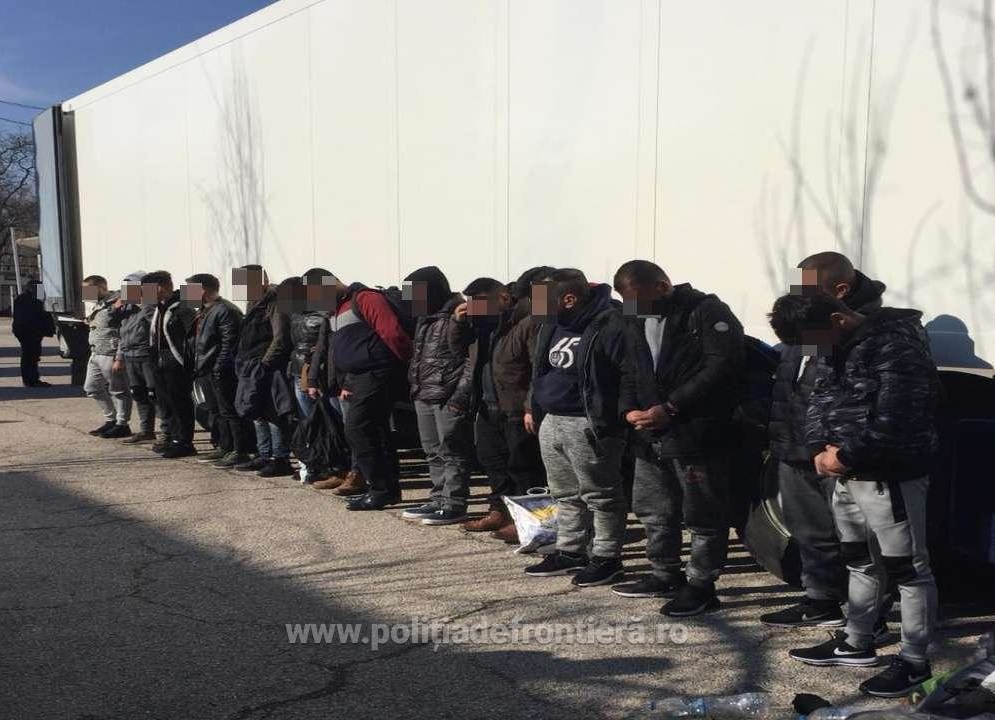 Migranți depistați la PTF Calafat