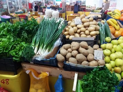 Prețuri „de criză” în piața 1 Mai