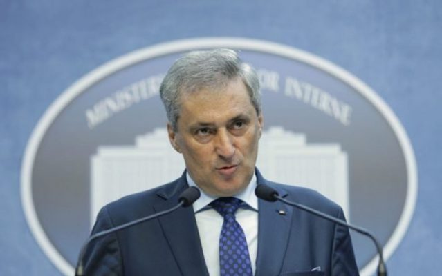 Marcel Vela anunţă că persoanele care nu poartă mască vor fi amendate