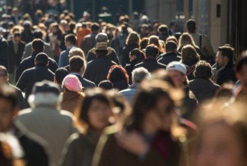 Situaţia românilor plecați la muncă, în străinătate, a fost discutată în Senat