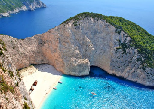 Din 15 iunie, Grecia primește turiști români