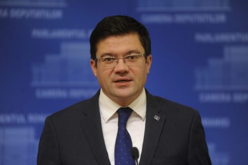 Costel Alexe este acuzat de luare de mită şi instigare la delapidare!