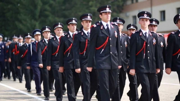 ISU ”Drobeta” recrutează tineri, pentru instituţiile militare de învăţământ