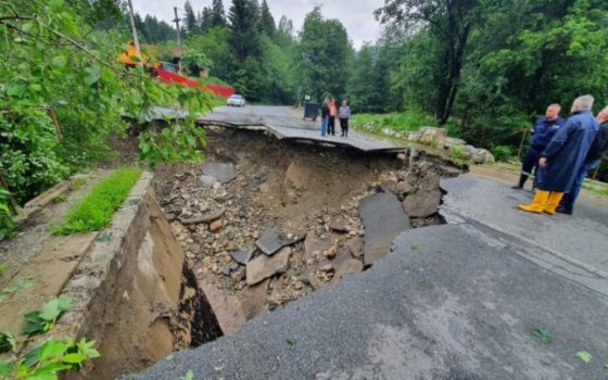 Atenționare pentru turiștii montani: pericol în Masivul Retezat!