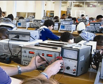 Învățământ dual, la Vâlcea (AUDIO)